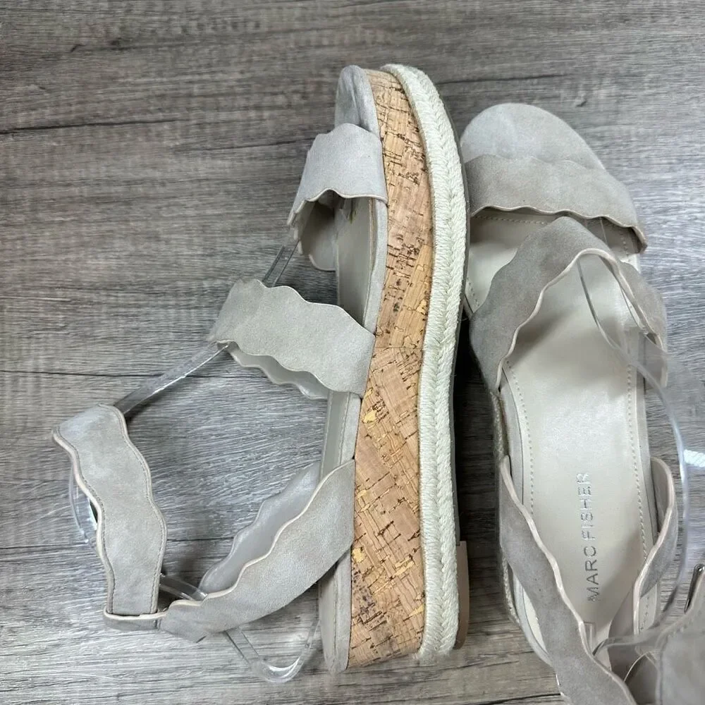 Marc Fisher~Women's~”Fayme” Flatform Tan Sandals~Size 9.5M‎